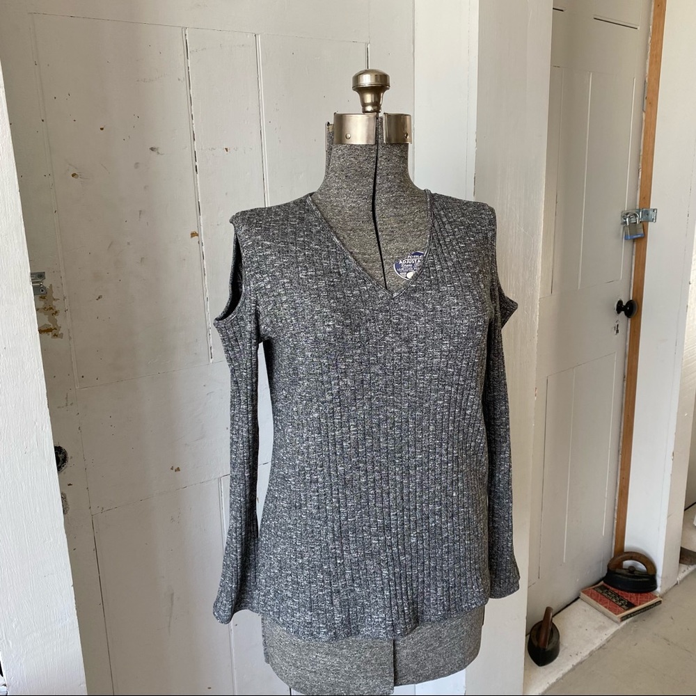 Kenneth Cole Ribbed Cold Shoulder Knit Sweater - Picture 5 of 13
